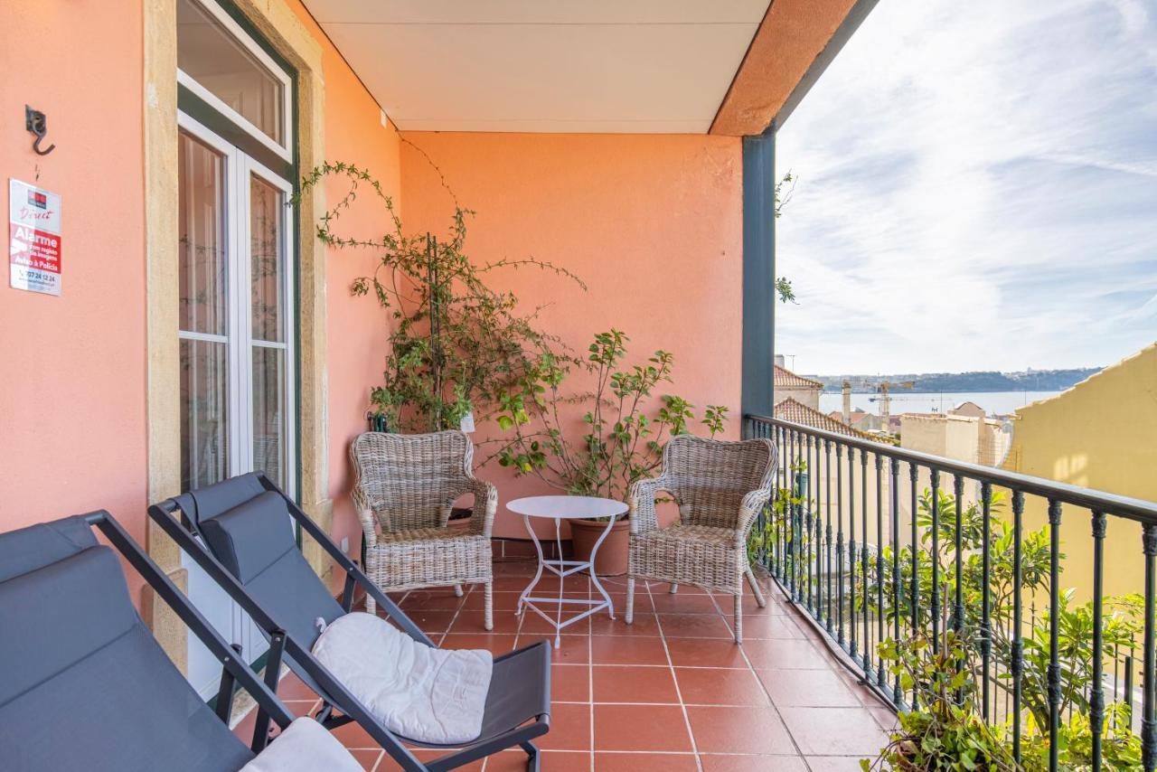Castelo Design Aparment W/ Balcony & Super View By Lovelystay Lissabon Exterior foto